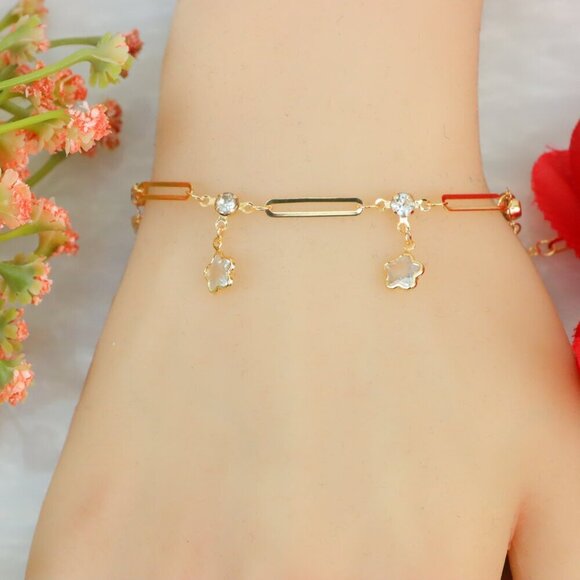 "New Beautiful Design Bracelet for Women/Girls, Gift, B821 - Picture 1 of 10